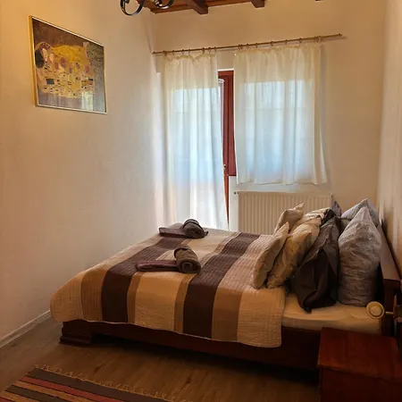 Zlata Praha *